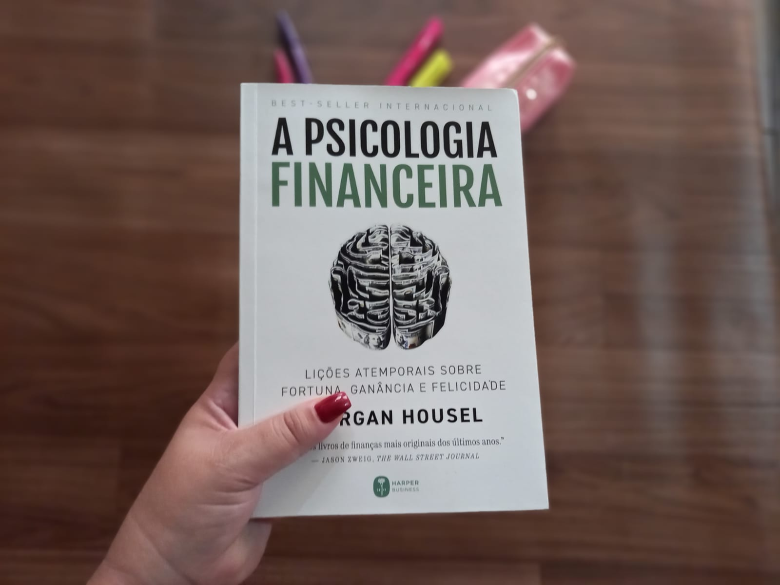 Livro “A Psicologia Financeira”, de Morgan Housel, sobre comportamento financeiro e decisões relacionadas ao dinheiro.